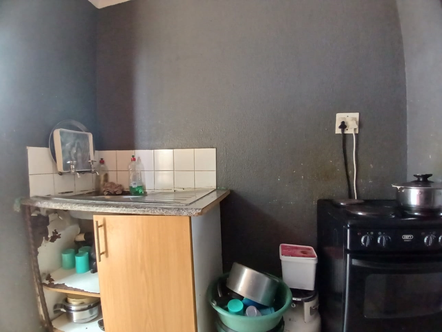 3 Bedroom Property for Sale in Finsbury Gauteng