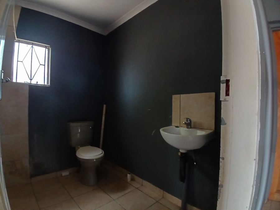 3 Bedroom Property for Sale in Finsbury Gauteng