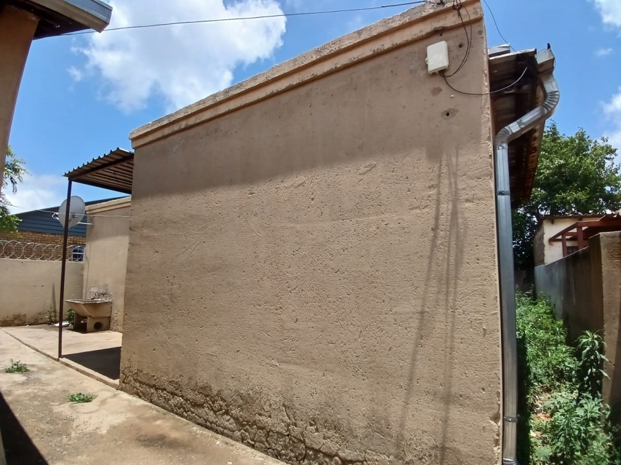 3 Bedroom Property for Sale in Finsbury Gauteng