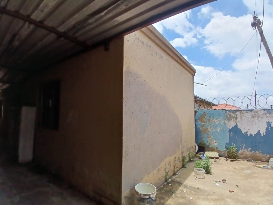 3 Bedroom Property for Sale in Finsbury Gauteng