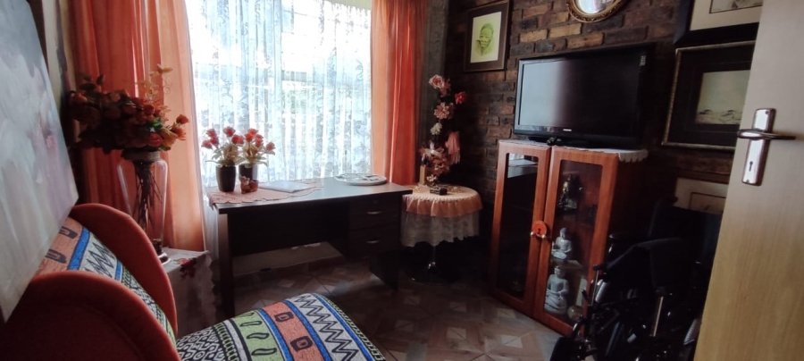 3 Bedroom Property for Sale in Quellerie Park Gauteng