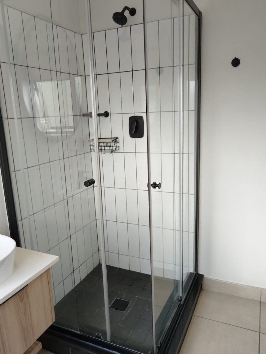 To Let 1 Bedroom Property for Rent in Mulbarton Gauteng