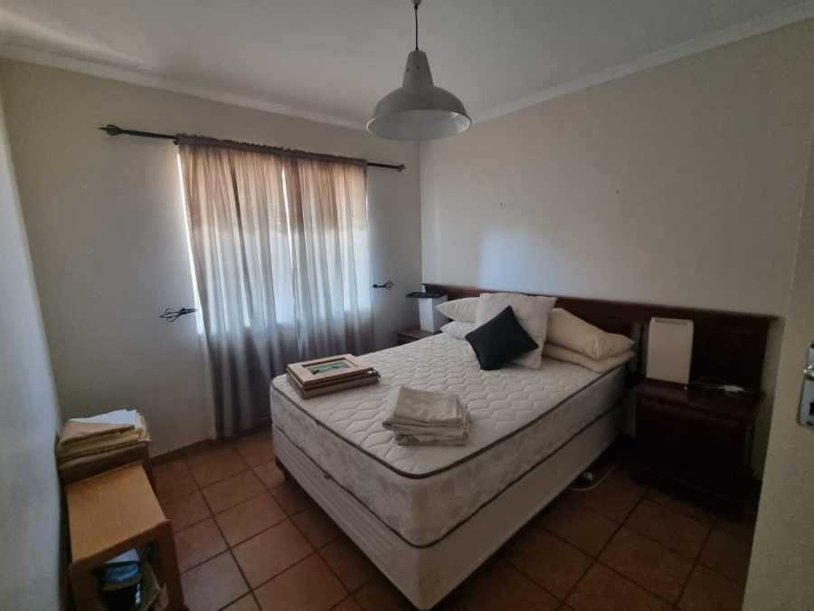 To Let 3 Bedroom Property for Rent in Kenmare Gauteng