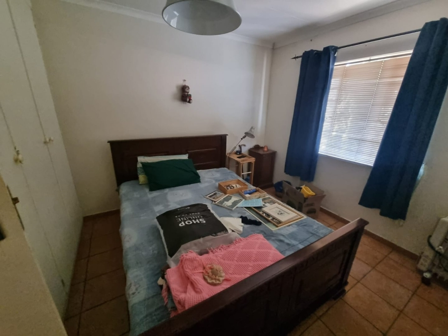 To Let 3 Bedroom Property for Rent in Kenmare Gauteng