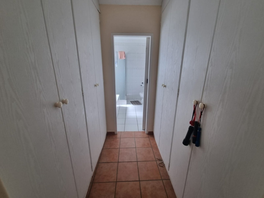 To Let 3 Bedroom Property for Rent in Kenmare Gauteng