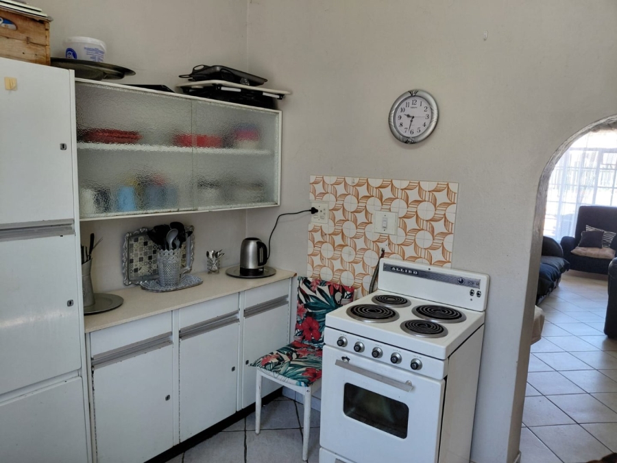 4 Bedroom Property for Sale in Helikonpark Gauteng
