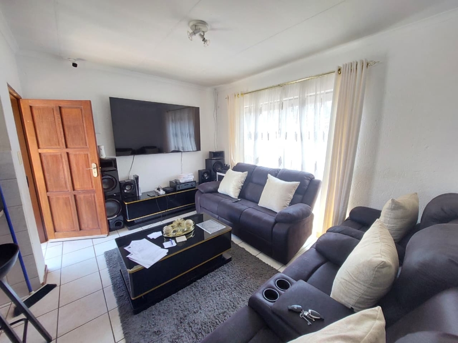 3 Bedroom Property for Sale in Greenhills Gauteng
