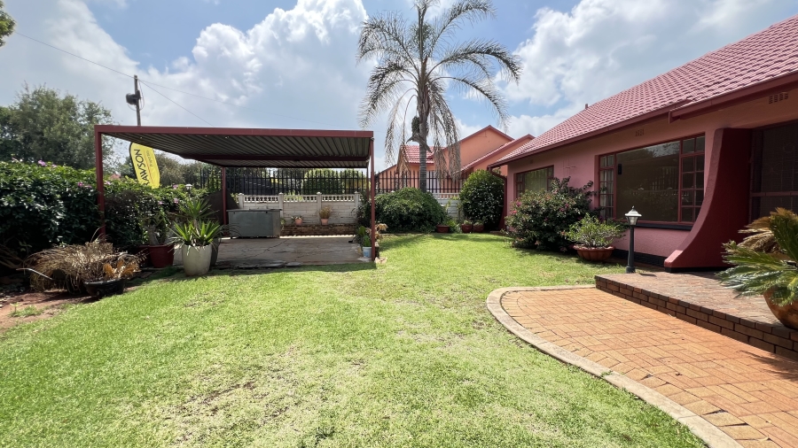3 Bedroom Property for Sale in Dan Pienaarville Gauteng