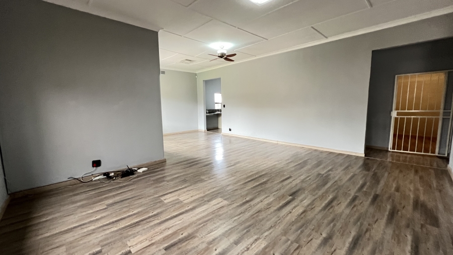 4 Bedroom Property for Sale in Monument Gauteng