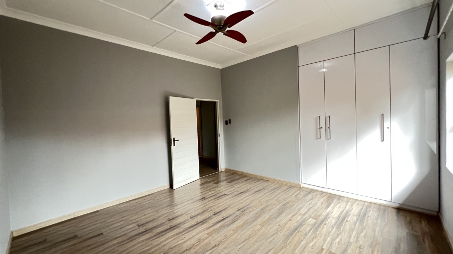 4 Bedroom Property for Sale in Monument Gauteng