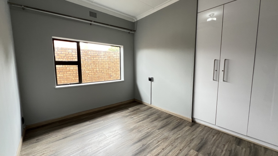 4 Bedroom Property for Sale in Monument Gauteng