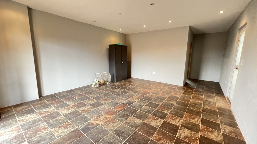 4 Bedroom Property for Sale in Monument Gauteng