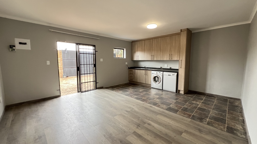 4 Bedroom Property for Sale in Monument Gauteng