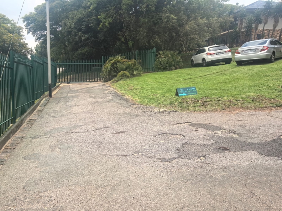 2 Bedroom Property for Sale in Florida Hills Gauteng