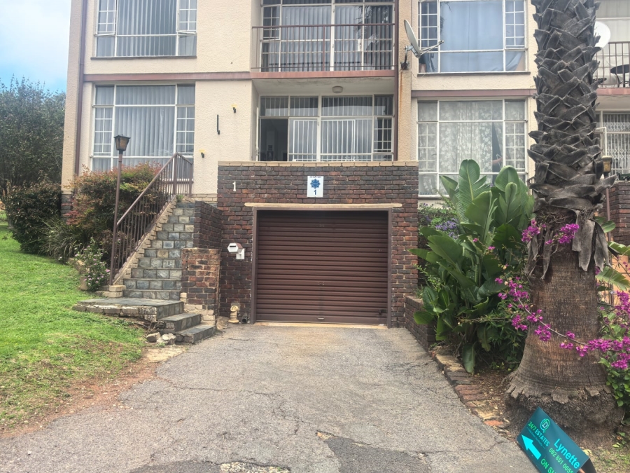 2 Bedroom Property for Sale in Florida Hills Gauteng