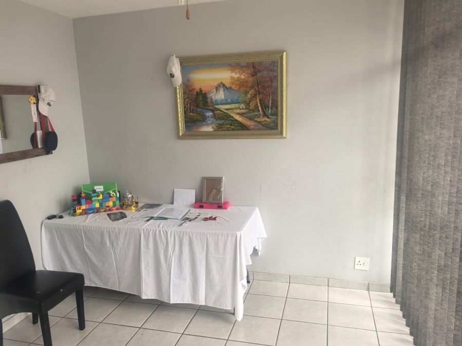 2 Bedroom Property for Sale in Florida Hills Gauteng