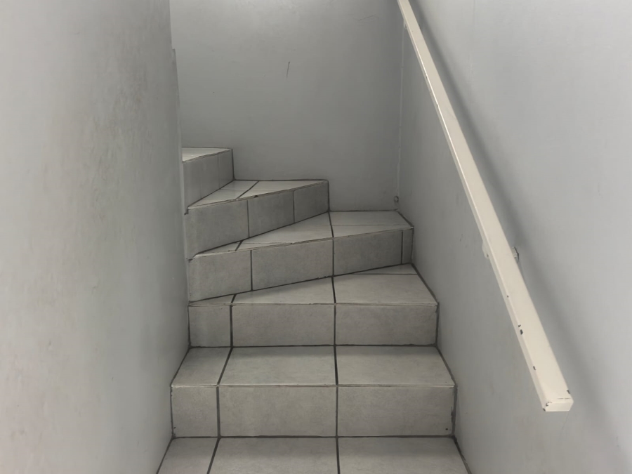 2 Bedroom Property for Sale in Florida Hills Gauteng