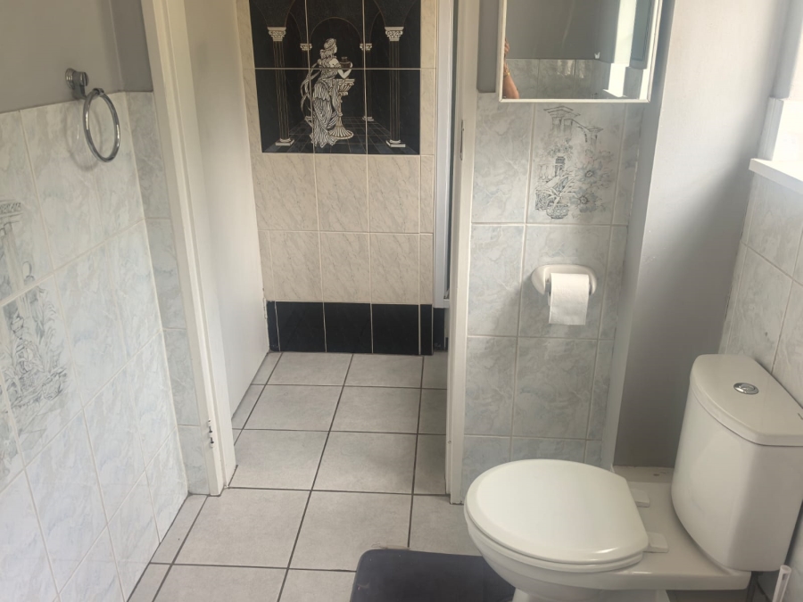 2 Bedroom Property for Sale in Florida Hills Gauteng