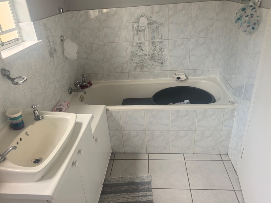 2 Bedroom Property for Sale in Florida Hills Gauteng