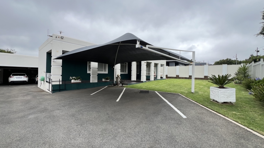 3 Bedroom Property for Sale in Monument Gauteng