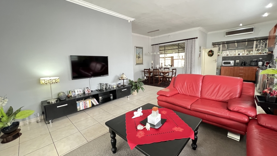 3 Bedroom Property for Sale in Monument Gauteng