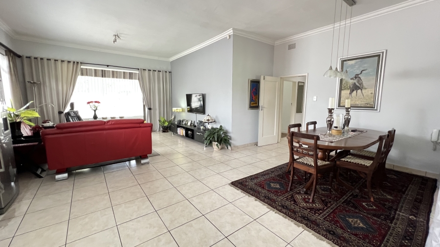 3 Bedroom Property for Sale in Monument Gauteng