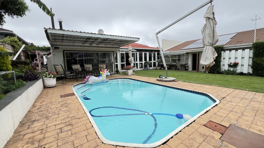 3 Bedroom Property for Sale in Monument Gauteng