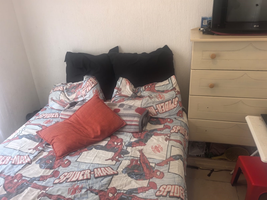 2 Bedroom Property for Sale in Weltevreden Park Gauteng