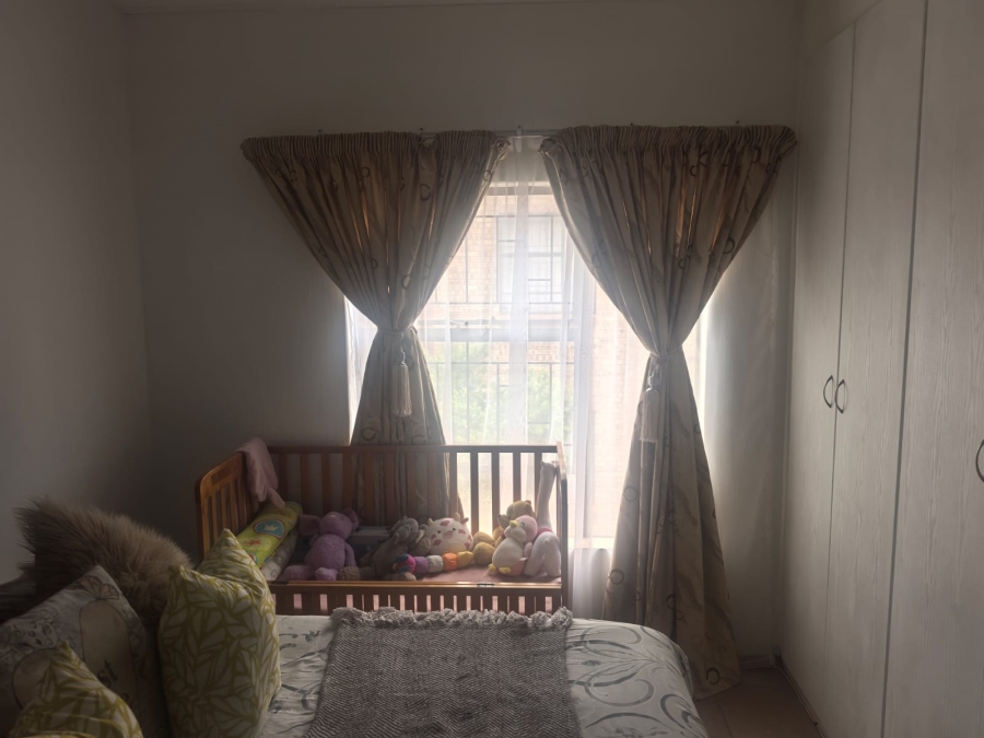 2 Bedroom Property for Sale in Weltevreden Park Gauteng