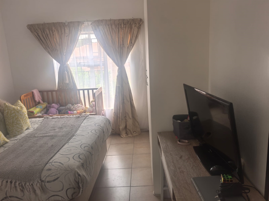 2 Bedroom Property for Sale in Weltevreden Park Gauteng