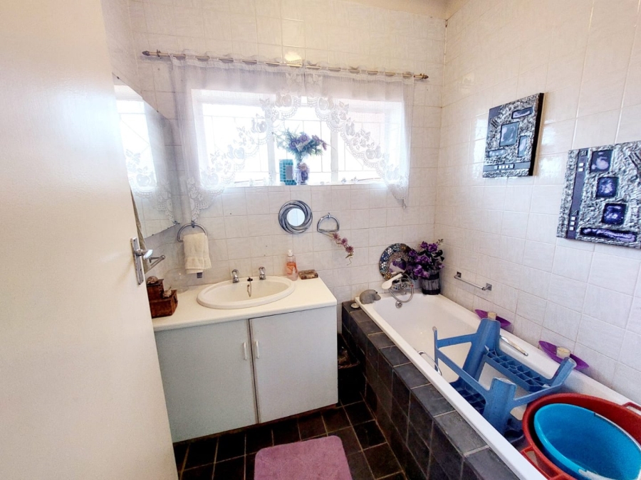 3 Bedroom Property for Sale in Silverfields Gauteng