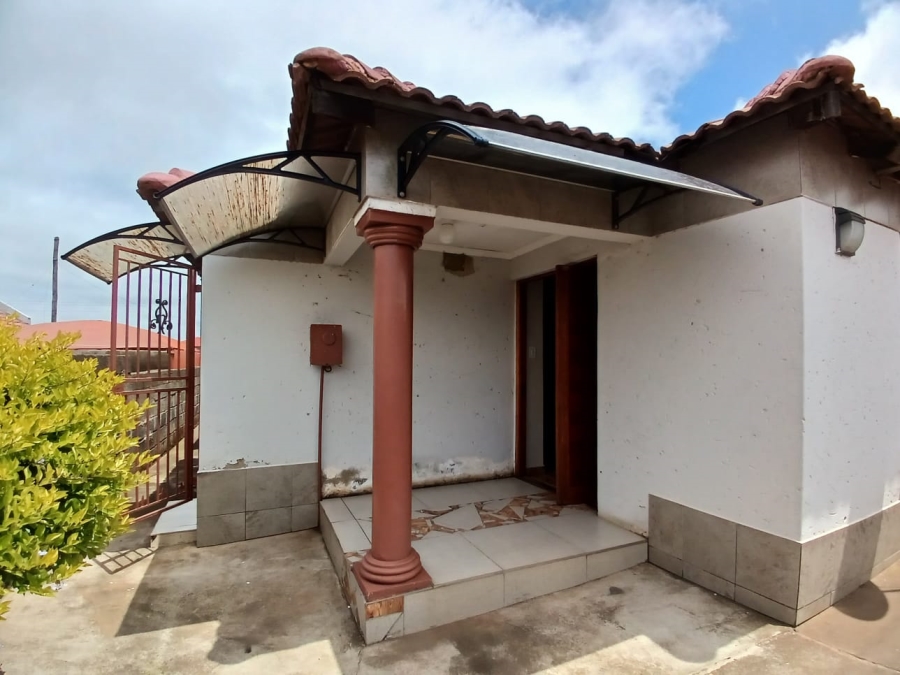 3 Bedroom Property for Sale in Kagiso Gauteng
