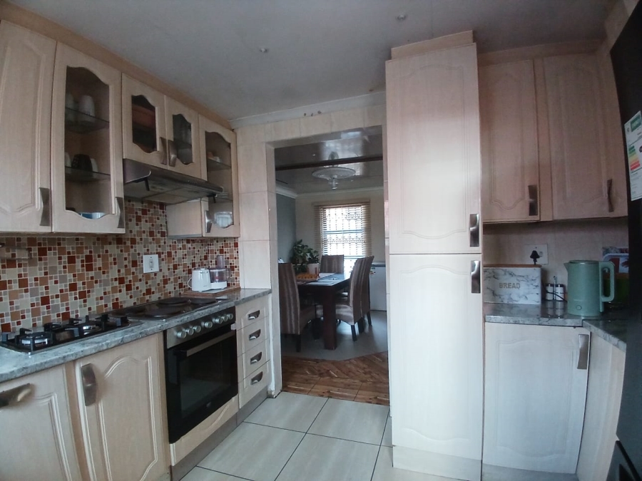 3 Bedroom Property for Sale in Kagiso Gauteng