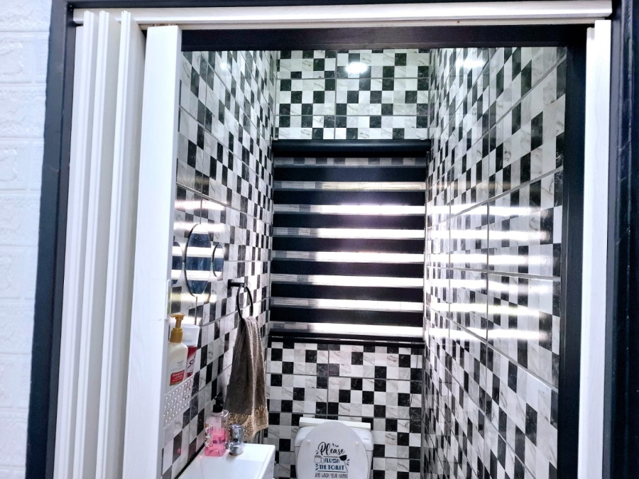 3 Bedroom Property for Sale in Hillshaven Gauteng