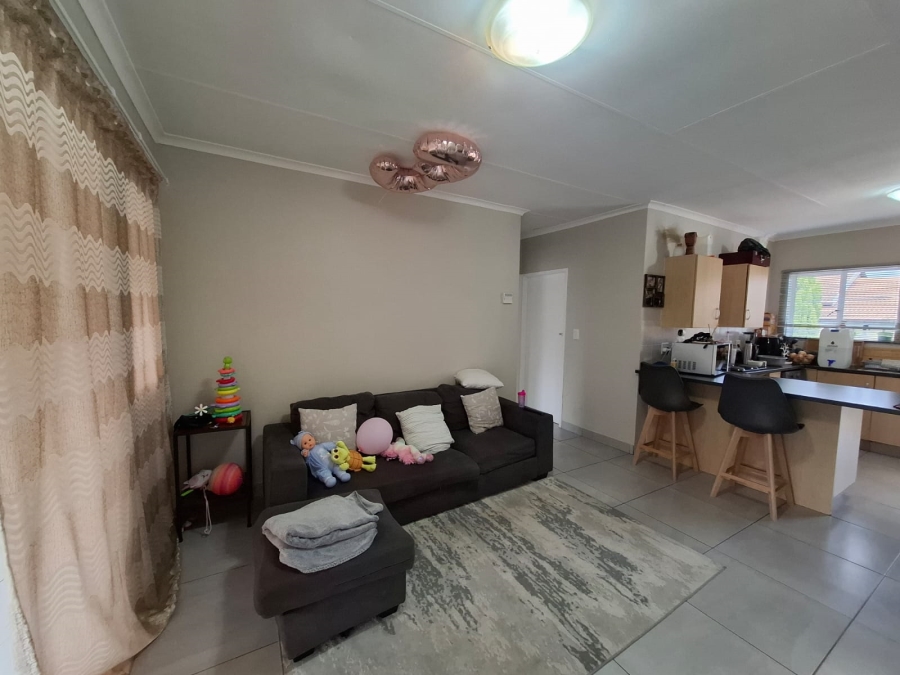 To Let 2 Bedroom Property for Rent in Wilgeheuwel Gauteng