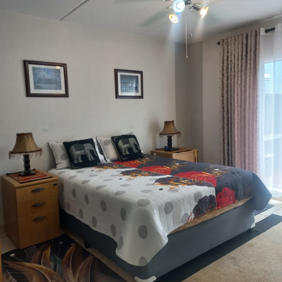 2 Bedroom Property for Sale in Weltevreden Park Gauteng