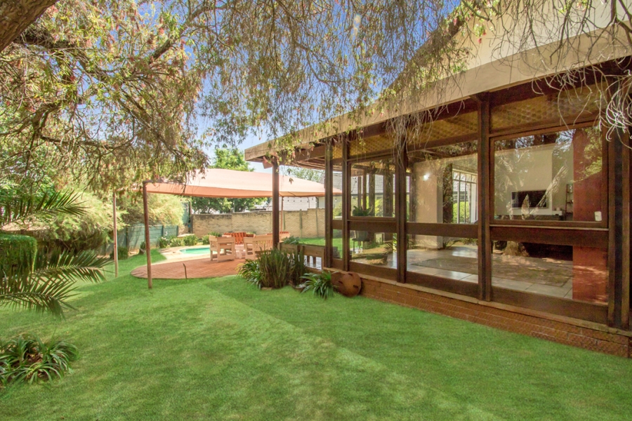 4 Bedroom Property for Sale in Berario Gauteng