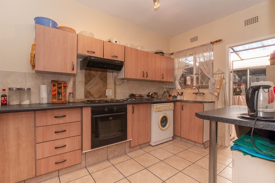 2 Bedroom Property for Sale in Dayanglen Gauteng