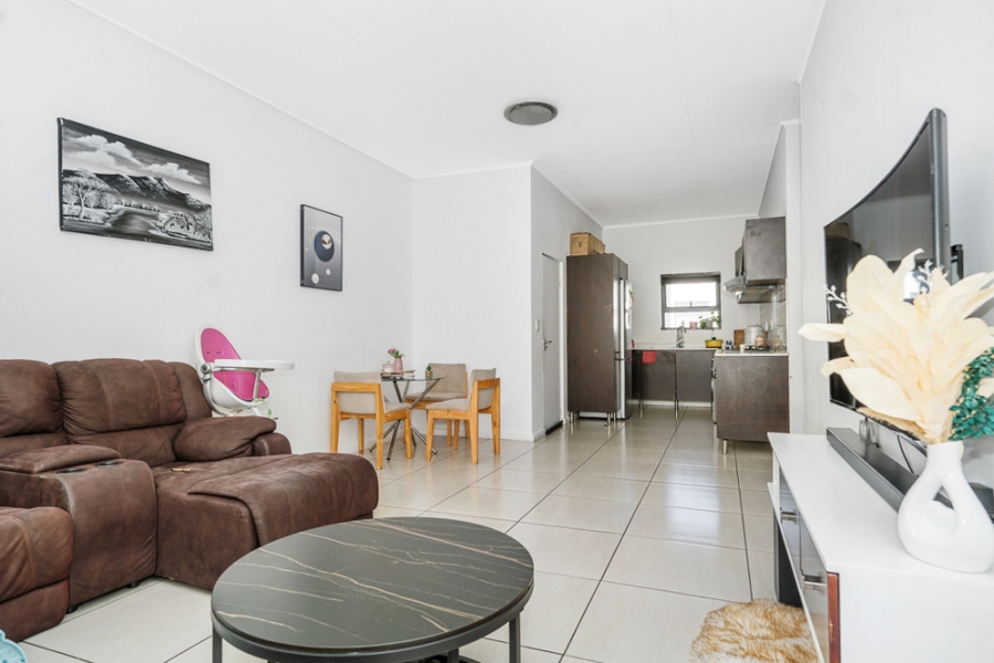 2 Bedroom Property for Sale in Greenstone Hill Gauteng