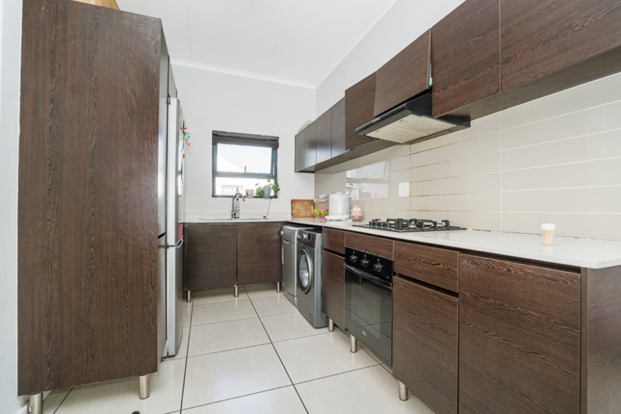 2 Bedroom Property for Sale in Greenstone Hill Gauteng