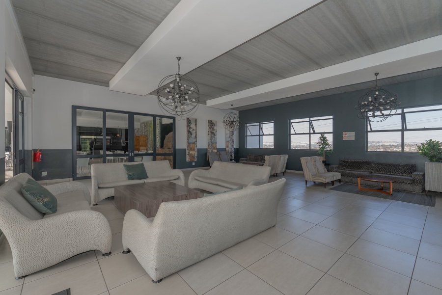 2 Bedroom Property for Sale in Greenstone Hill Gauteng