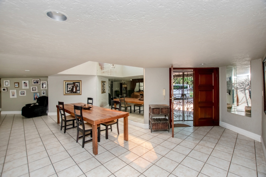 4 Bedroom Property for Sale in Sonneveld Gauteng