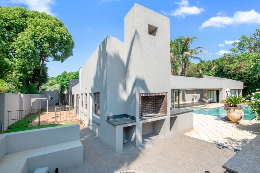 4 Bedroom Property for Sale in Sonneveld Gauteng