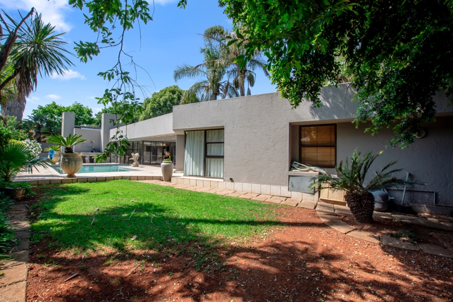 4 Bedroom Property for Sale in Sonneveld Gauteng