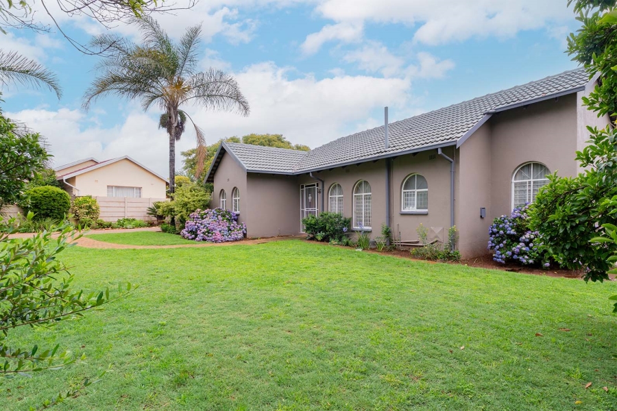 4 Bedroom Property for Sale in Atlasville Gauteng