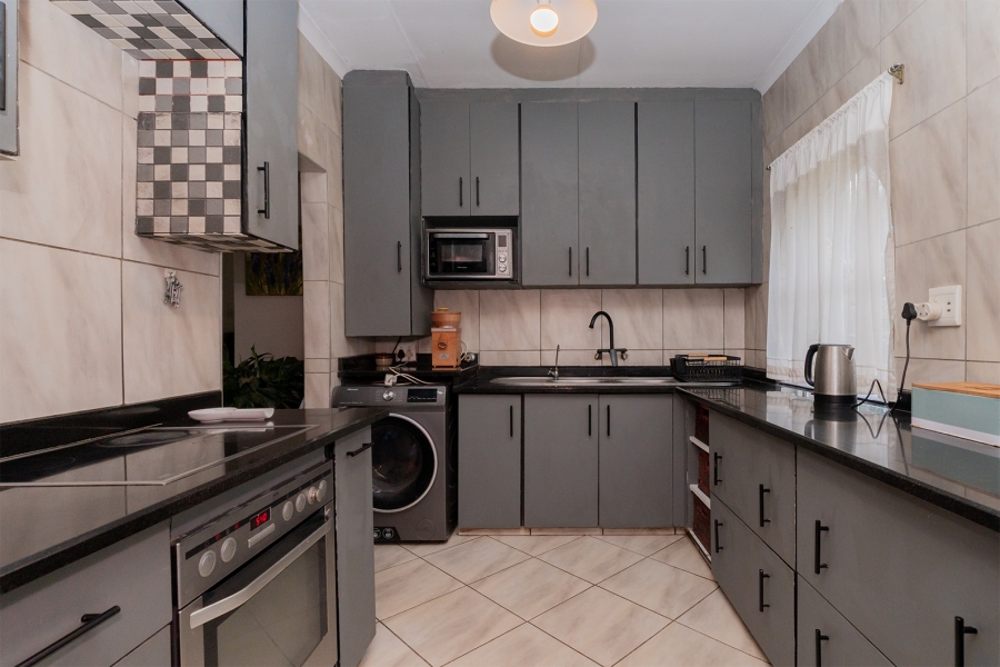 4 Bedroom Property for Sale in Atlasville Gauteng