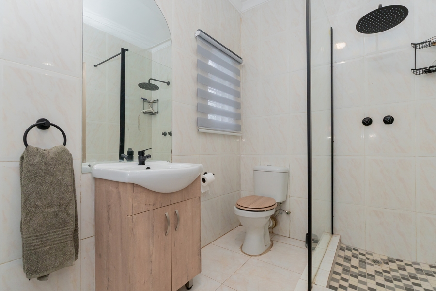 4 Bedroom Property for Sale in Atlasville Gauteng