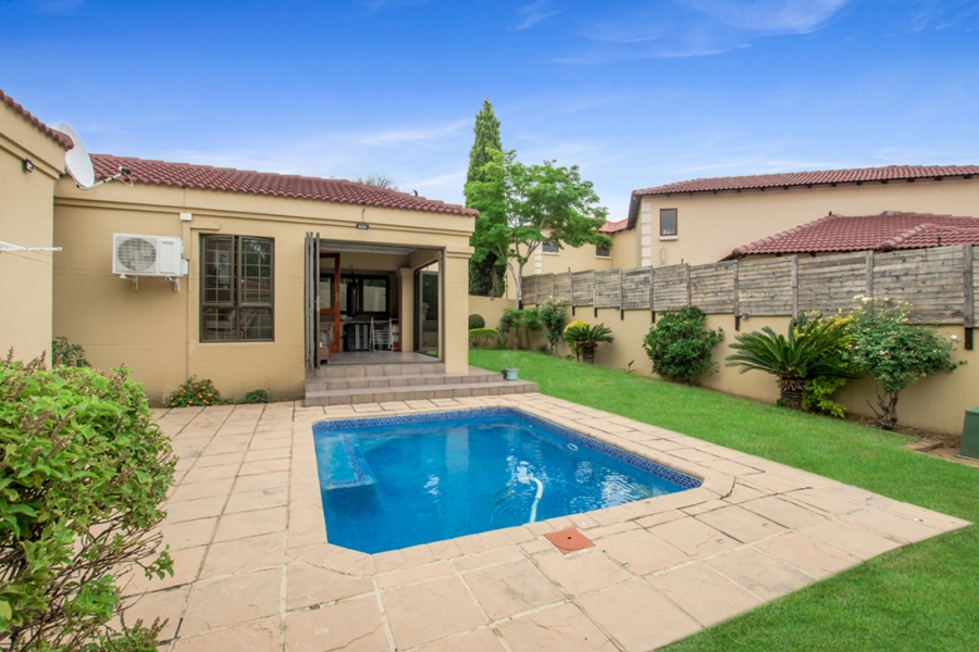 2 Bedroom Property for Sale in Halfway Gardens Gauteng