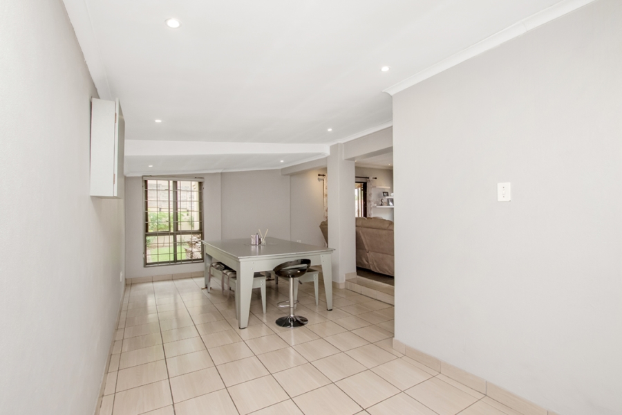 2 Bedroom Property for Sale in Halfway Gardens Gauteng