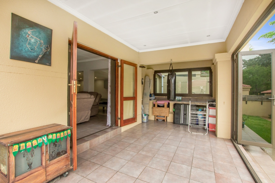 2 Bedroom Property for Sale in Halfway Gardens Gauteng